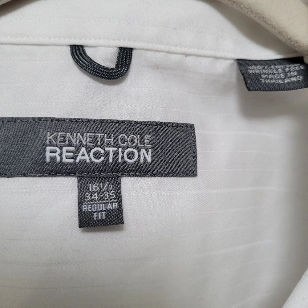 Classic White Men's Shirt - Picture 2 of 3